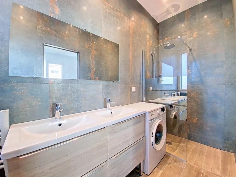 VENTE SUPERBE VILLA RENOVEE - CANNES TASSIGNY