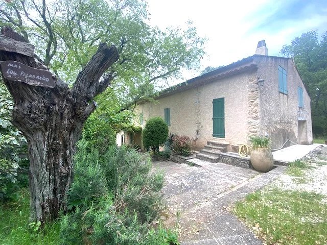 LORGUES BASTIDE DE CHARME DE 1789 DE 287 M2 SUR 2,5HA DE TERRAIN