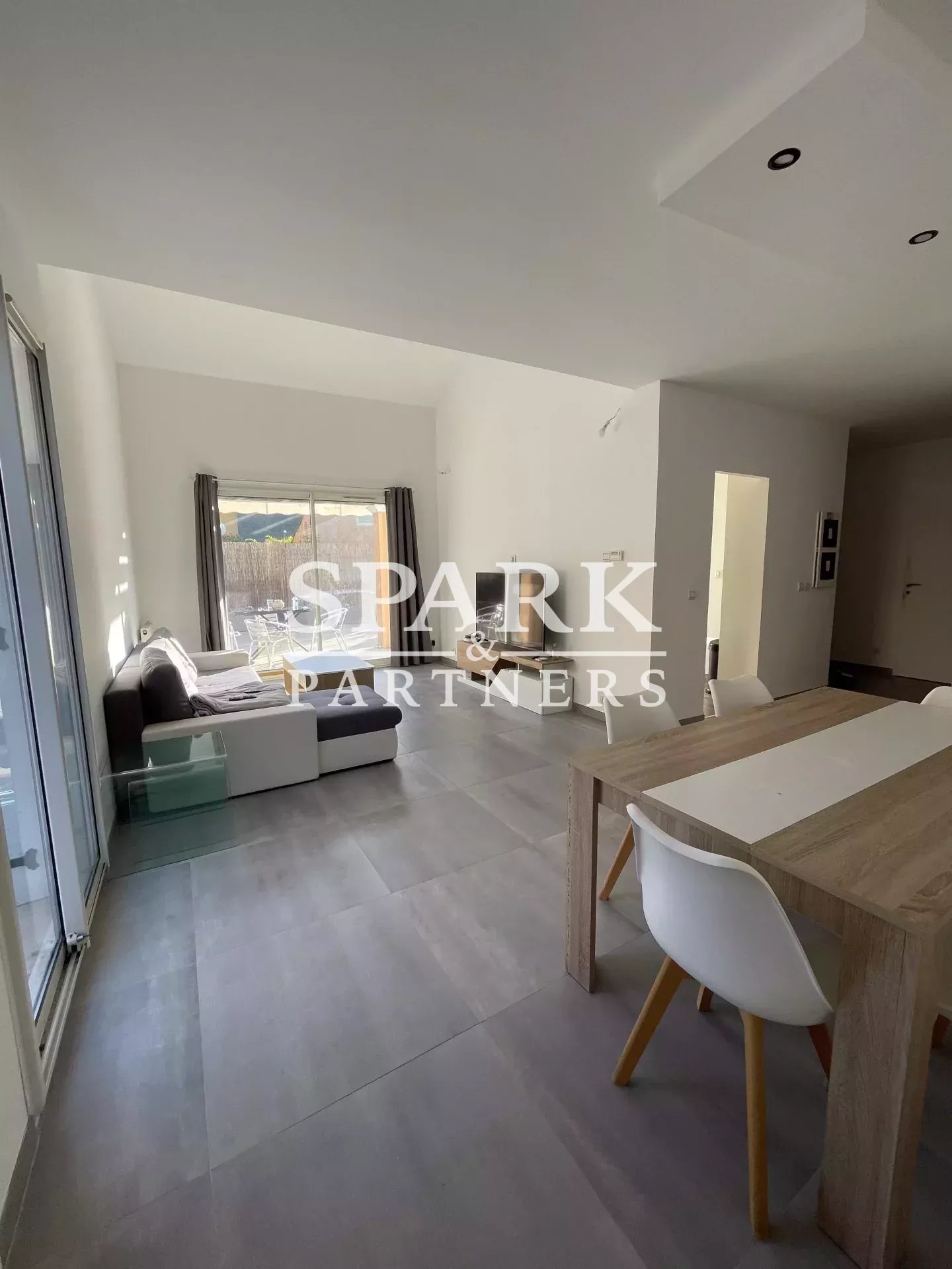 VENTE MAISON EZE VILLAGE - MOYENNE CORNICHE - FRANCE