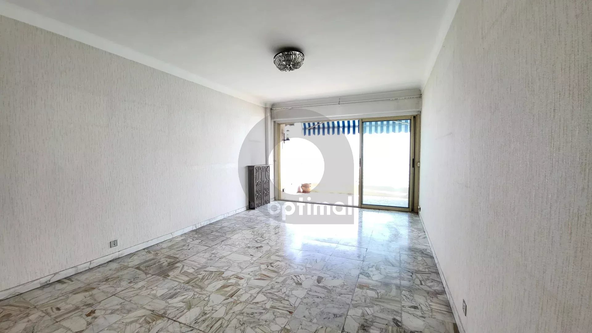 Appartement Front de Mer - Menton - Proche Solenzara