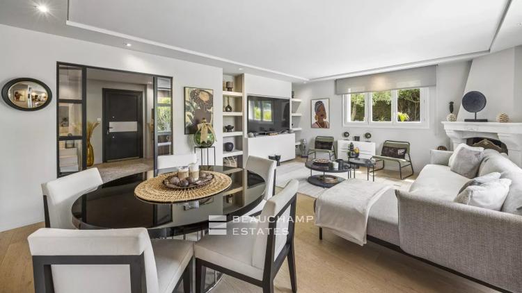 Villa moderne 5 chambres avec vue colline - Mougins
