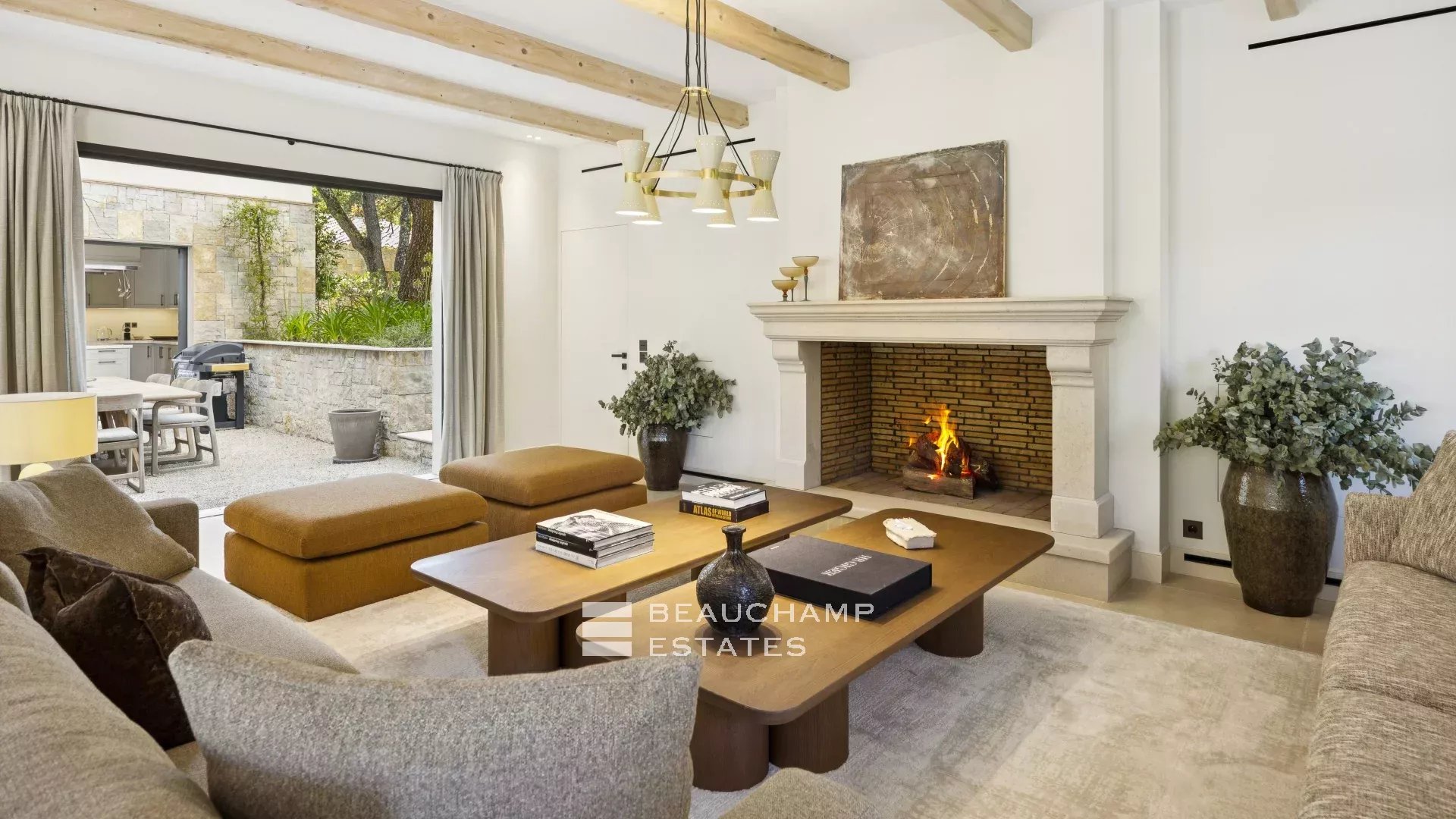 Exclusivité - Domaine fermé de 12 chambres  avec piscine  - Valbonne