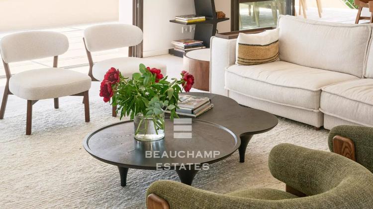 Villa néo-provençale 6 chambres avec piscine et vue mer - Super Cannes