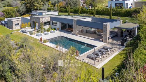 Villa contemporaine de 4 chambres à Mouans-Sartoux avec piscine