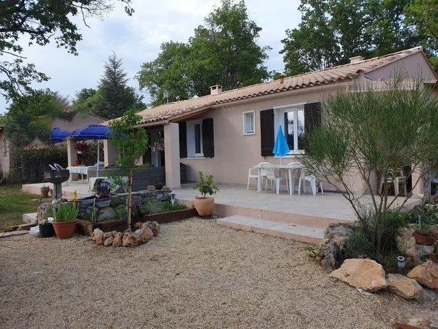 REGUSSE JOLIE MAISON RENOVEE 100 M2