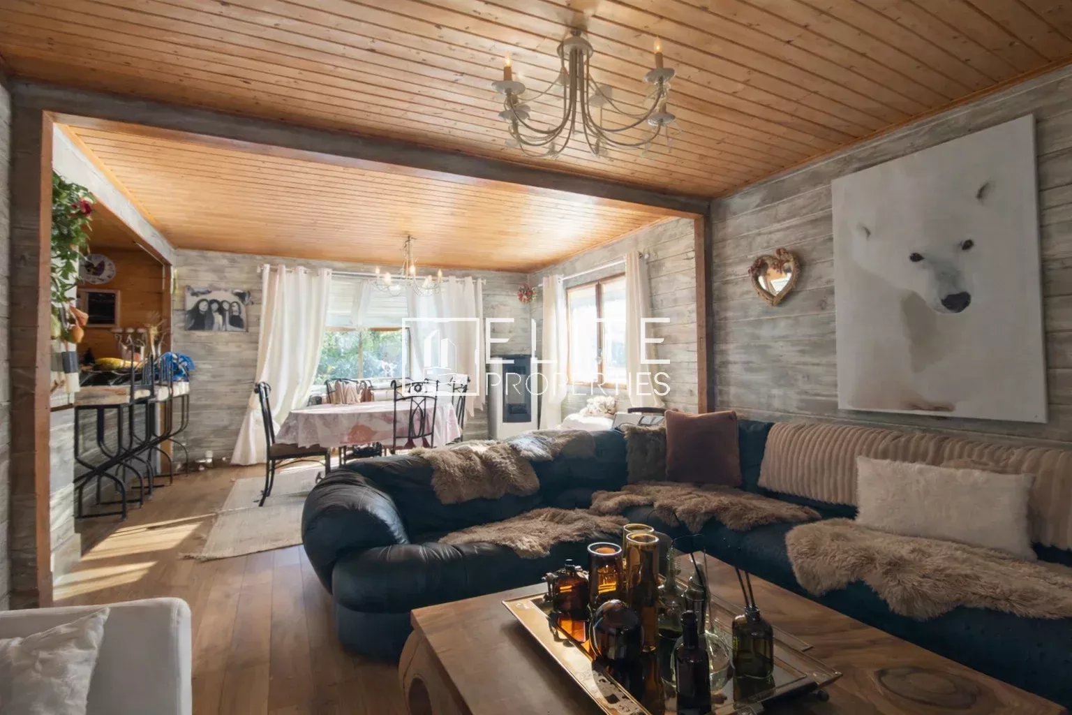 ANDON (06) – Maison en bois 211 m² avec dépendance – Calme absolu