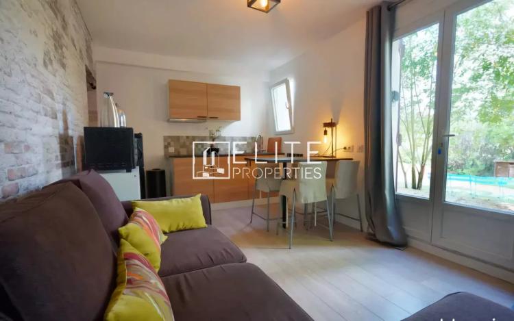 VILLA 8 PIÈCES DE 200 m² + PISCINE MOUANS-SARTOUX