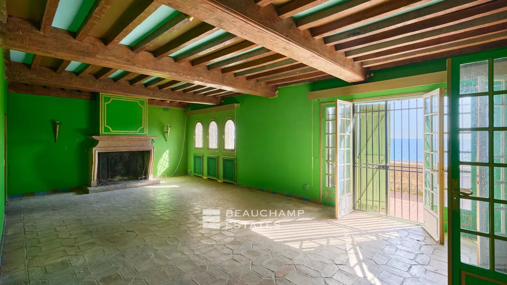 Propriété 5 chambres à rénover avec vue mer panoramique - Cannes - La Croix-des-Gardes
