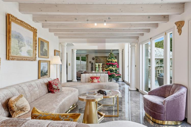 Exclusivité: Magnifique villa classique proche du golf 