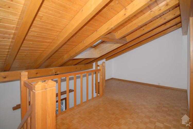 8k56v_lookmove_236460888_3.jpg