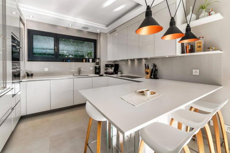 Superbe villa contemporaine très haut de gamme, Minergie. En exclusivité !