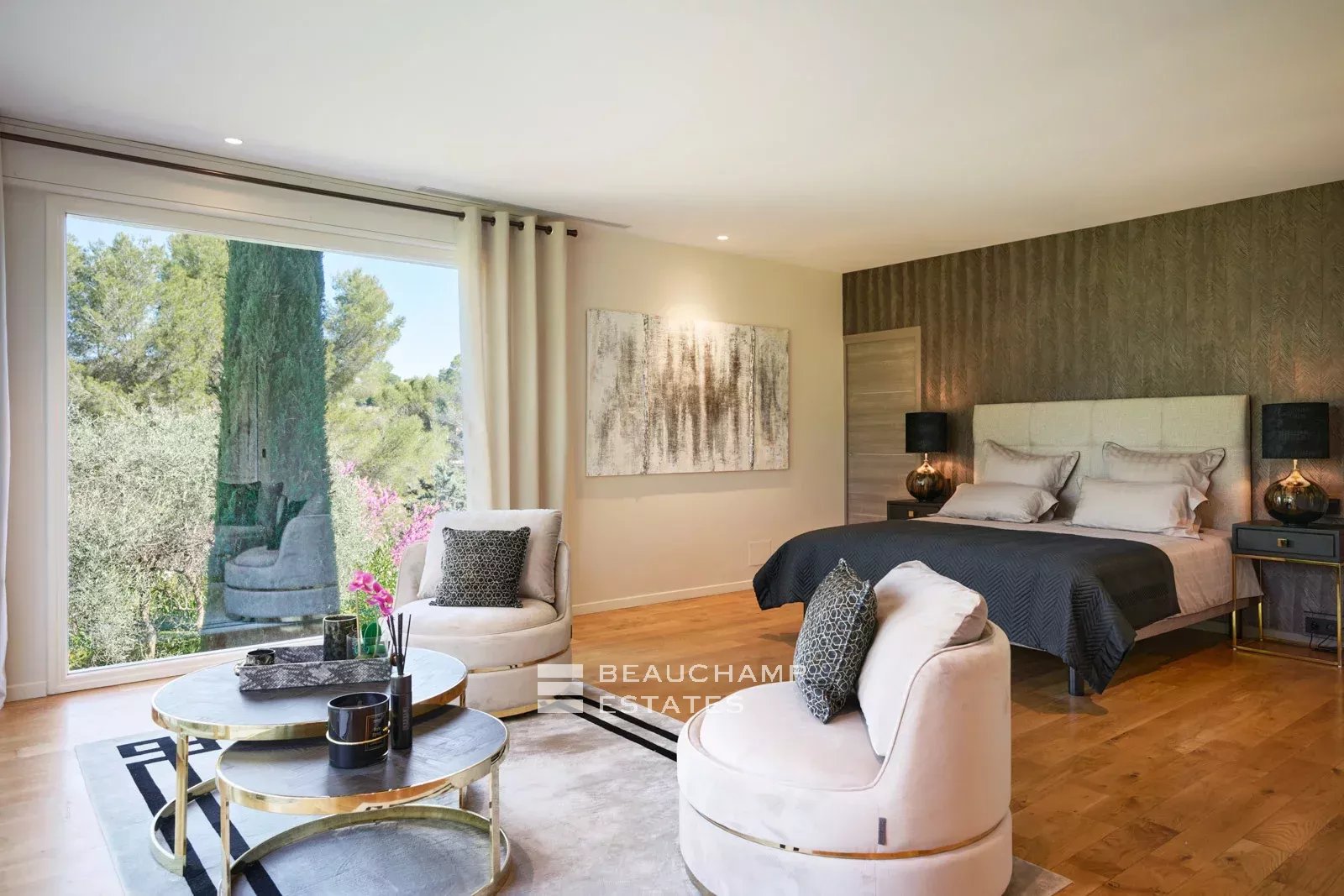Villa néo-provencale de 5 chambres avec piscine dans un quartier résidentiel de Mougins