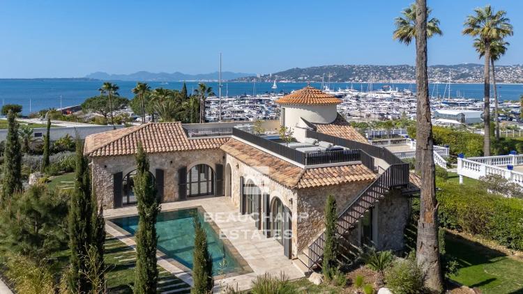 Villa contemporaine avec vue mer panoramique - Cap d'Antibes