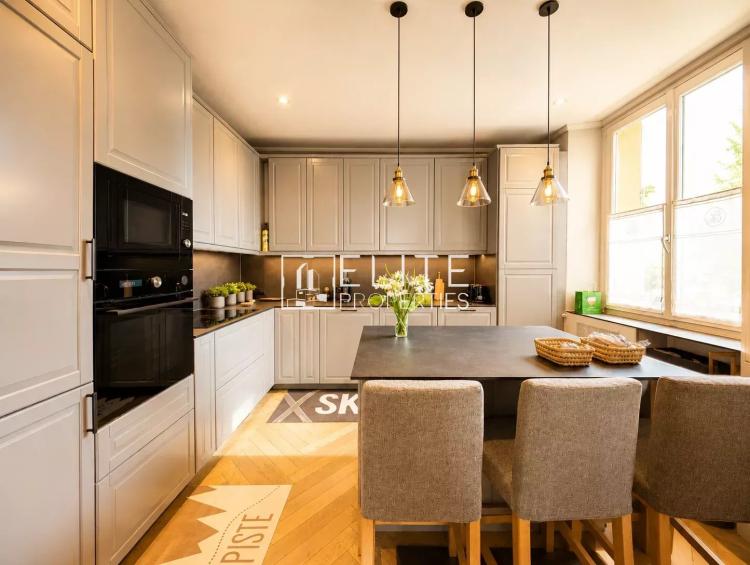 LE GRAND PALAIS – APPARTEMENT DE PRESTIGE AU CŒUR DE GRASSE