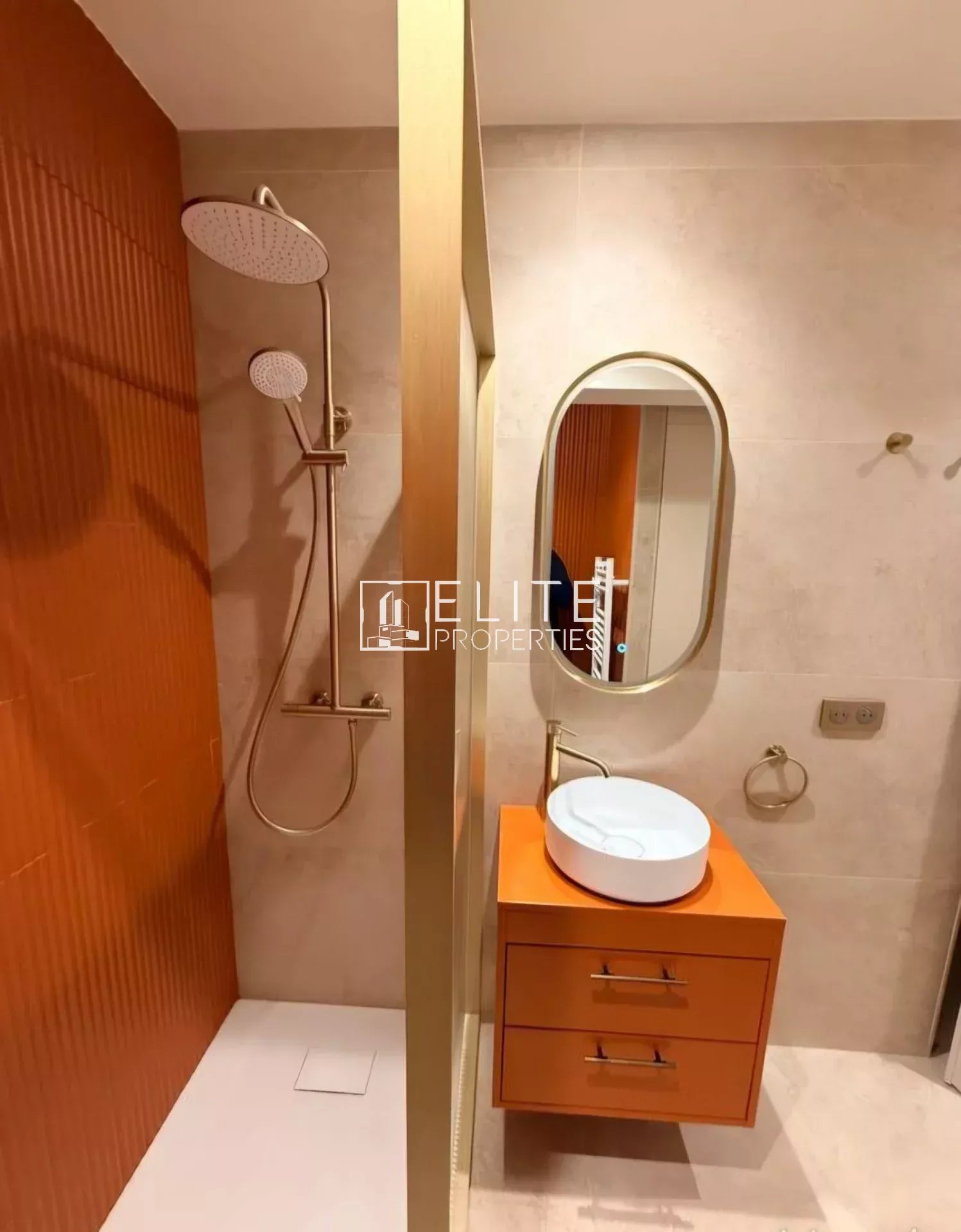 APPARTEMENT 3 PIÈCES DE 81m² + GARAGE ET CAVE – LE CANNET