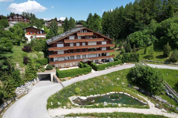 EXCLUSIVITE - Bel appartement de 4.5 pièces avec vue