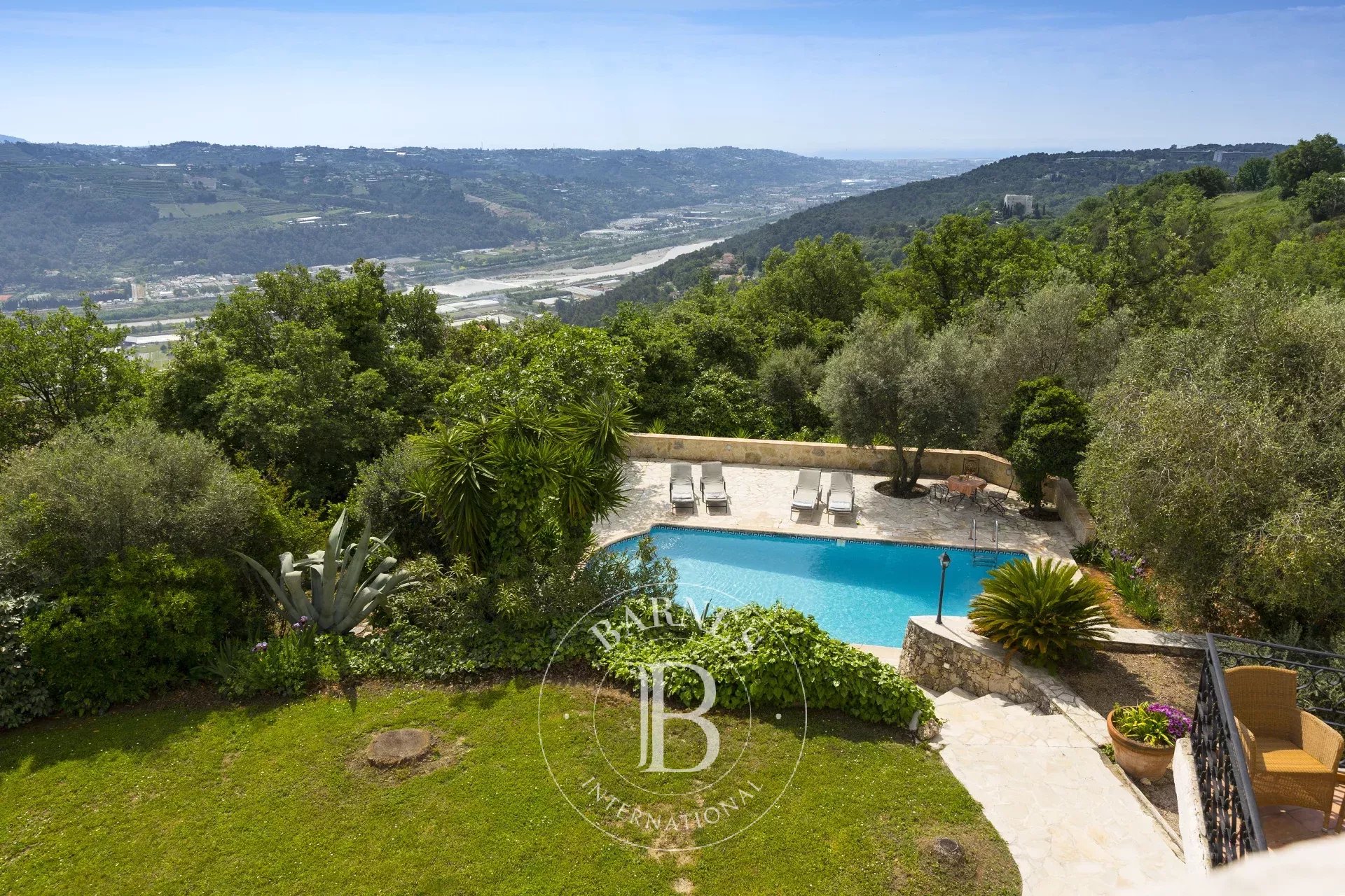Villa Provençale avec Vue Panoramique Mer et Collines