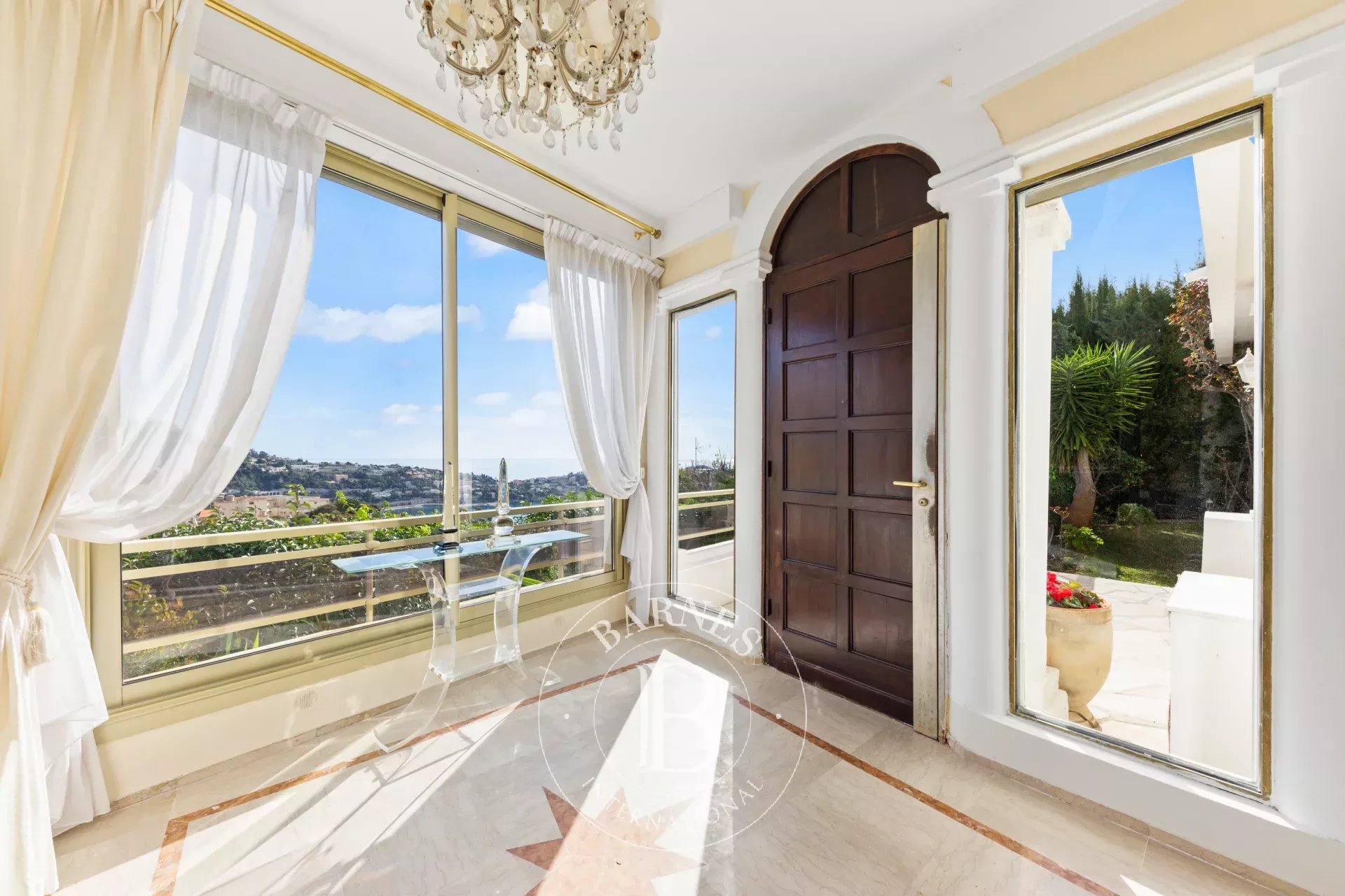 VILLEFRANCHE-SUR-MER - SUPERBE VILLA DE VILLE - VUE MER PANORAMIQUE