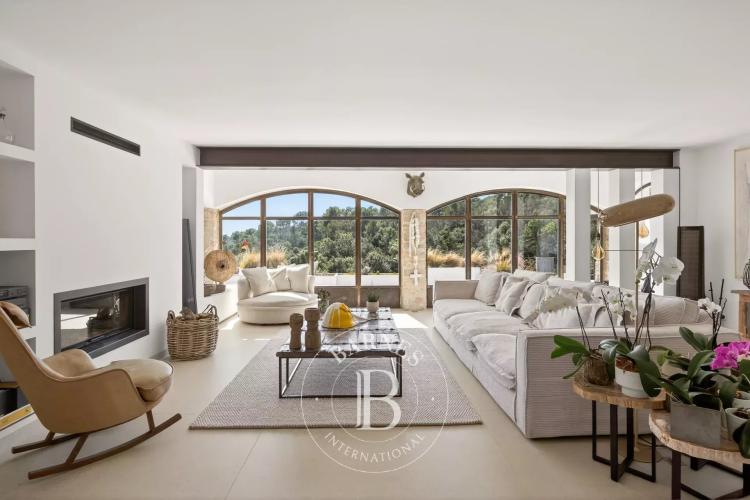 Saint-Paul-de-Vence – Domaine d’exception aux vues imprenables sur le Cap d’Antibes