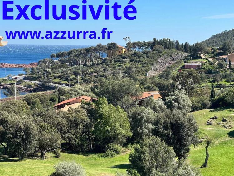 AGAY CAP ESTEREL 2 pièces exposé Sud / Sud-Ouest – Vue dégagée à Cap Esterel Village