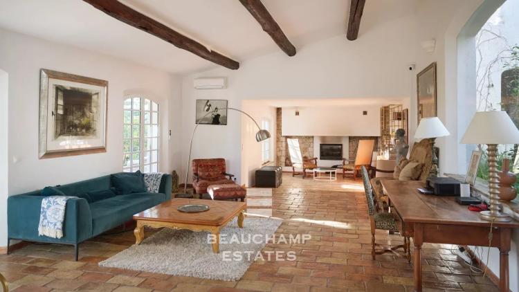 Villa provençale 6 chambres avec vue panoramique sur les collines de l’Esterel et la mer - Mougins