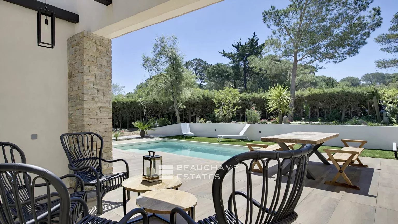 Villa moderne proche de la plage des Salins, dans un domaine privé et sécurisé