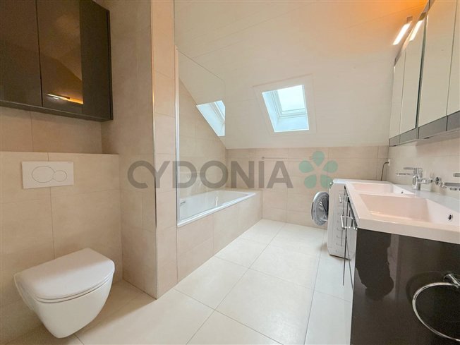 Charmantes Penthouse mit freiem Blick