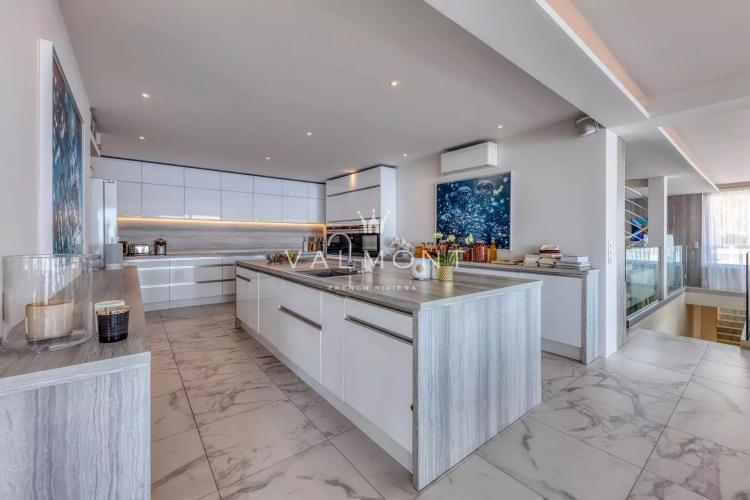 Propriété contemporaine proche de Monaco