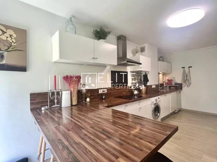 APPARTEMENT 5 PIÈCES DE 131 m² + 2 PARKINGS ET 2 CAVES – CANNES