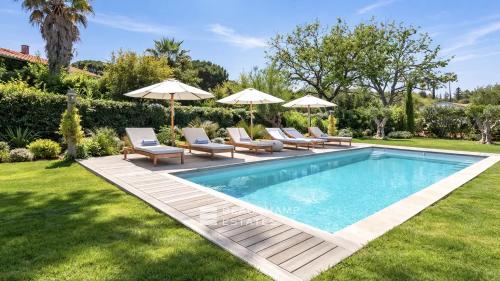 Villa neuve à quelques pas de la plage des Salins et du centre ville de Saint-Tropez