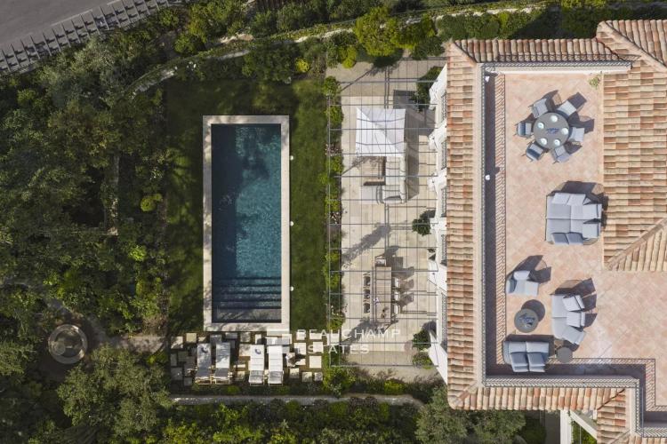 EXCLUSIVITE  - Villa néo provençale rénovée avec vue mer panoramique - Cannes