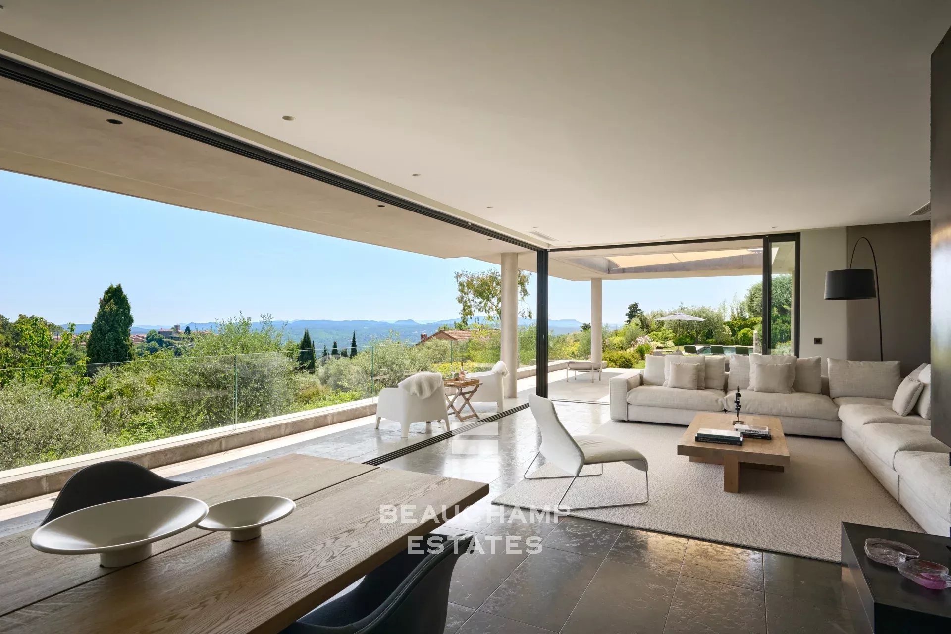 Exclusivité - Montauroux – Villa contemporaine avec vue panoramique