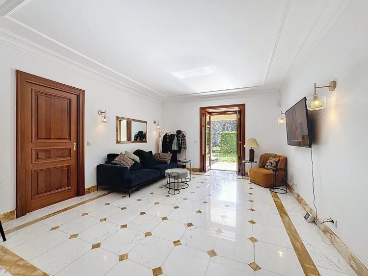 CANNES OXFORD 2P REZ DE JARDIN