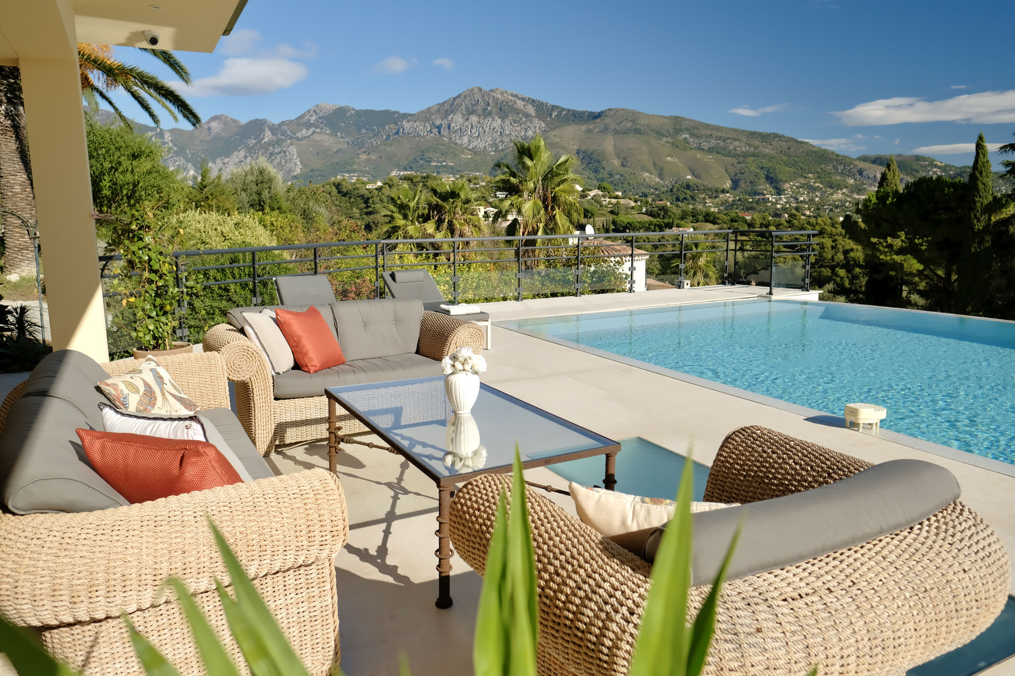 VILLA EUPHORIA