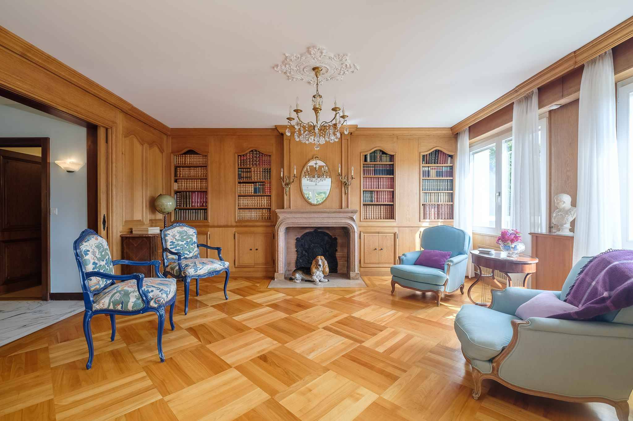Magnifique appartement de 8 pièces dans une résidence de standing