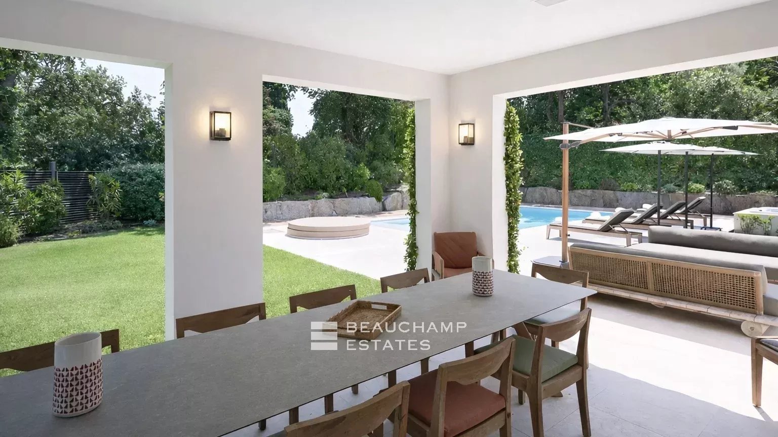 Somptueuse villa au coeur de Saint-Tropez, à pieds de la place des Lices