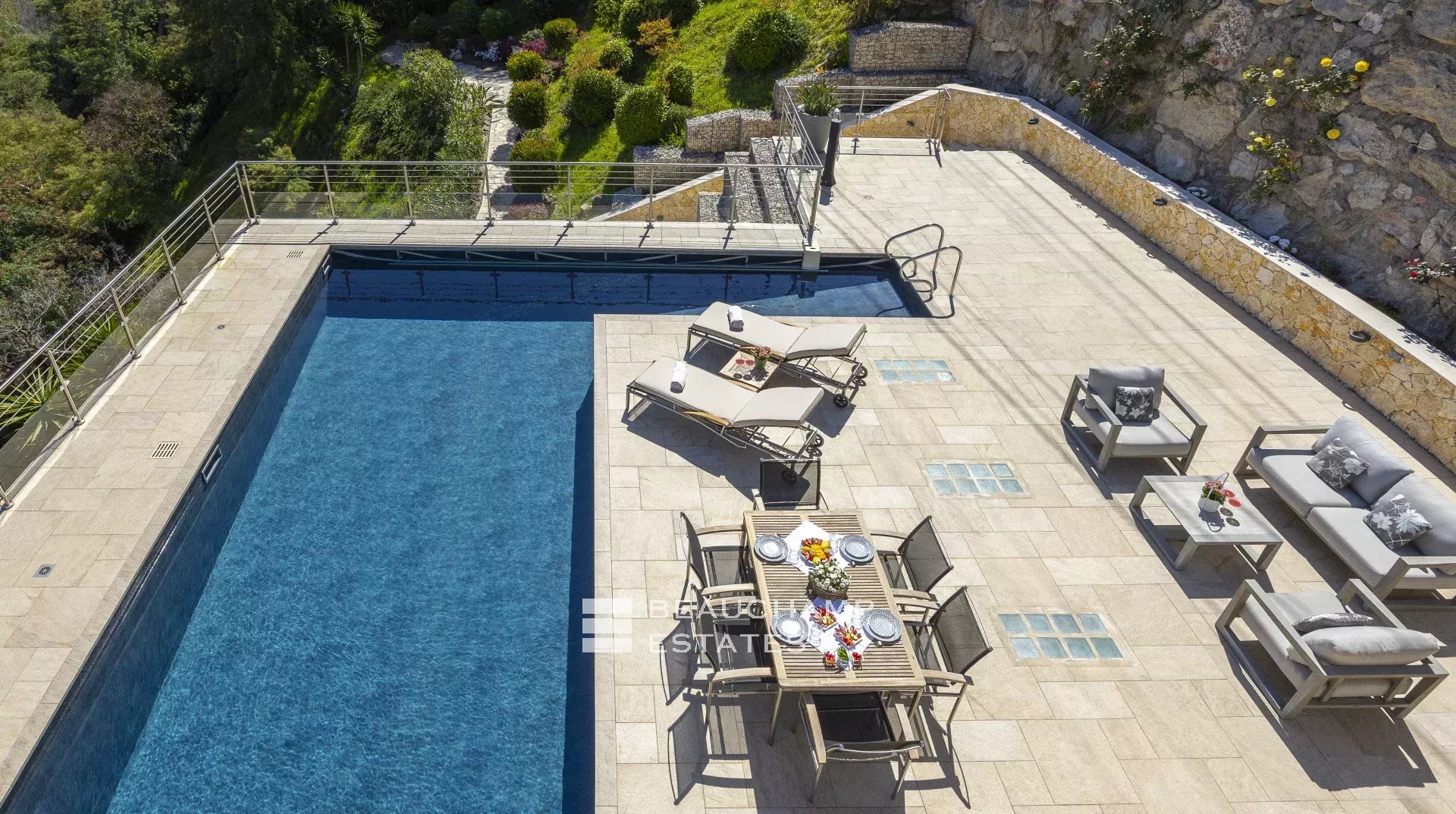 Exclusivité - Villa contemporaine avec vue mer - Mandelieu - la -Napoule
