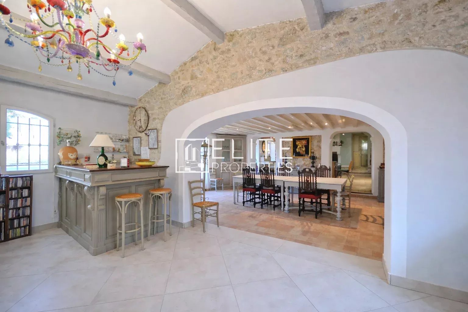 Grasse : Maison de Maître avec Potentiel Constructible Majeur !