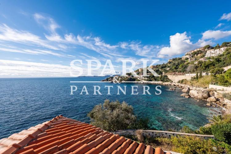 Villa en Bord de Mer à Cap d'Ail : Un Bijou à Ne Pas Manquer