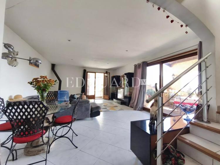 Villa provençale de 350 m² divisée en plusieurs appartements, idéale résidence principale ou investissement locatif