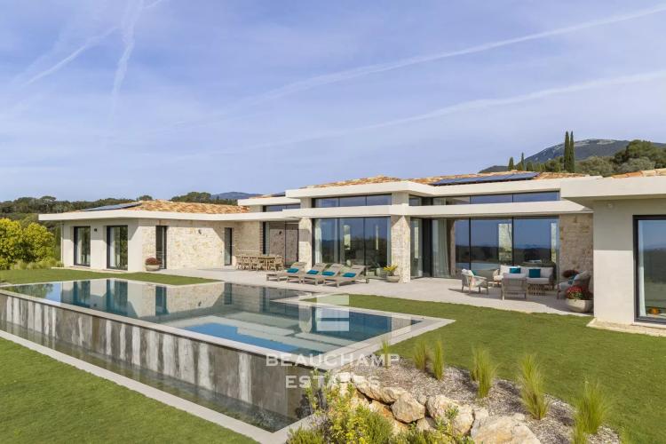 Villa contemporaine neuve 6 chambres avec vue mer à Roquefort-les-Pins