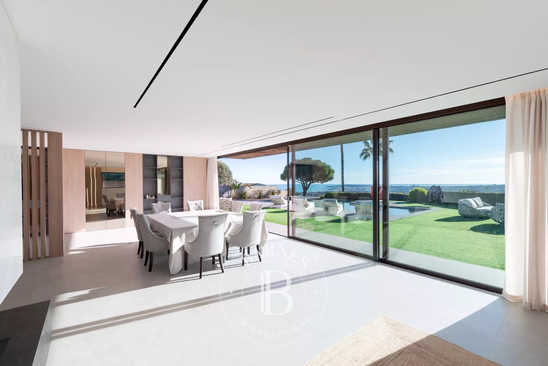 Villa d’exception clé en main avec vues panoramiques mer – Domaine privé sécurisé
