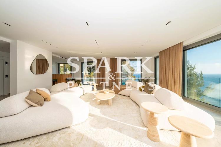 SUPERBE VILLA CONTEMPORAINE – VUE MER PANORAMIQUE