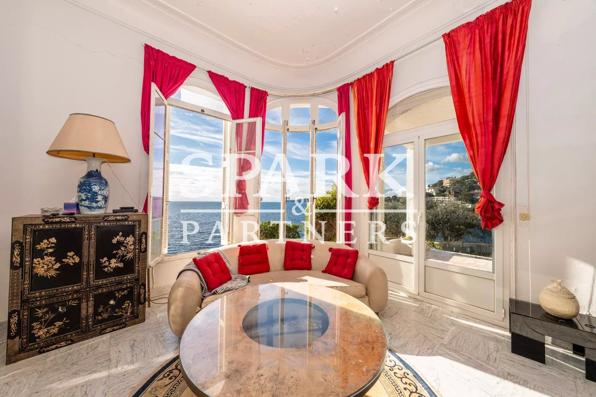 Villa en Bord de Mer à Cap d'Ail : Un Bijou à Ne Pas Manquer