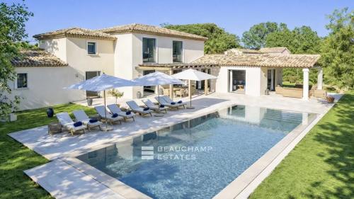 Propriété neuve à pieds de la plage des Salins et du centre de Saint-Tropez