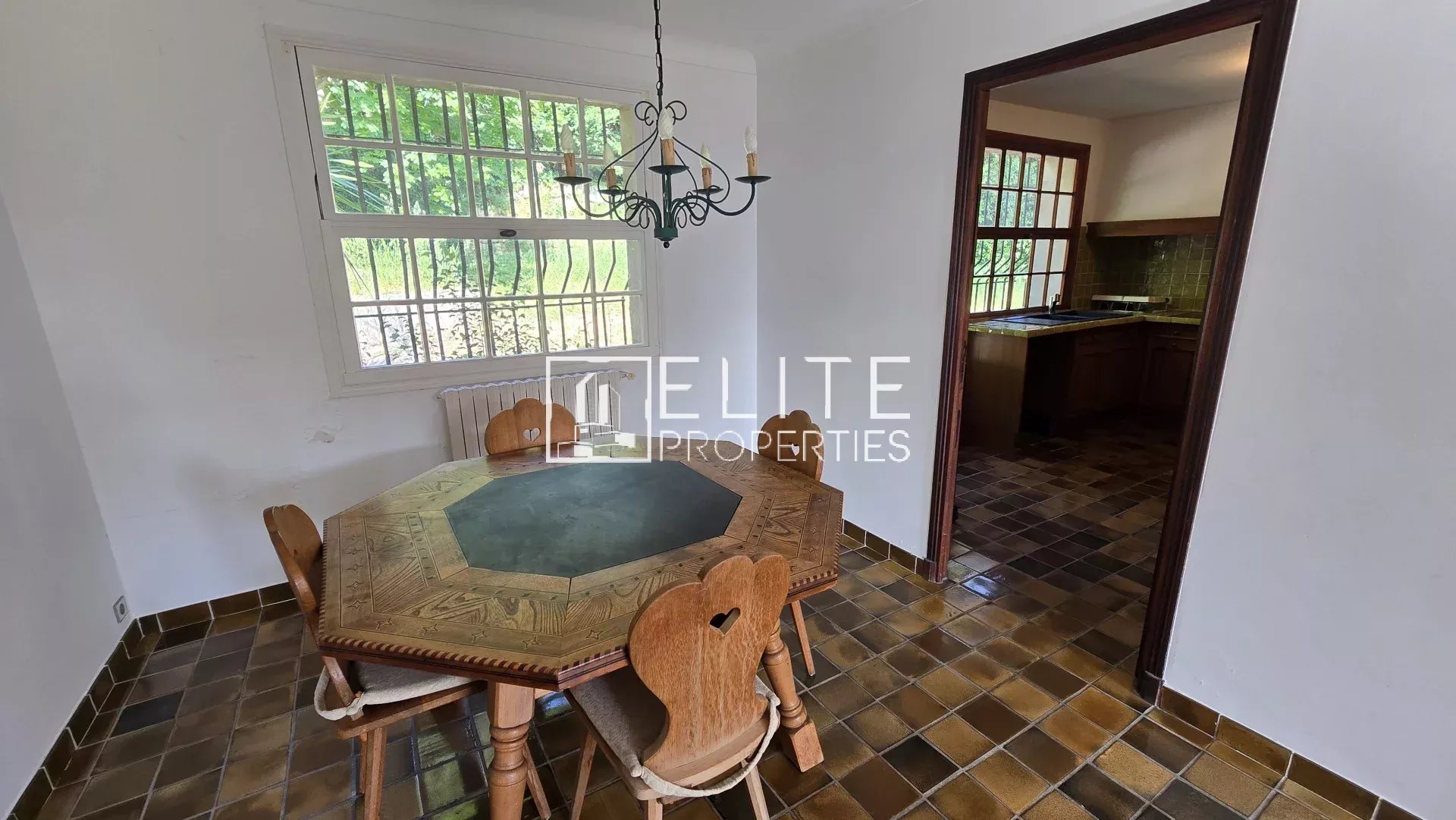 VILLA 333 m² + PISCINE – MOUANS-SARTOUX