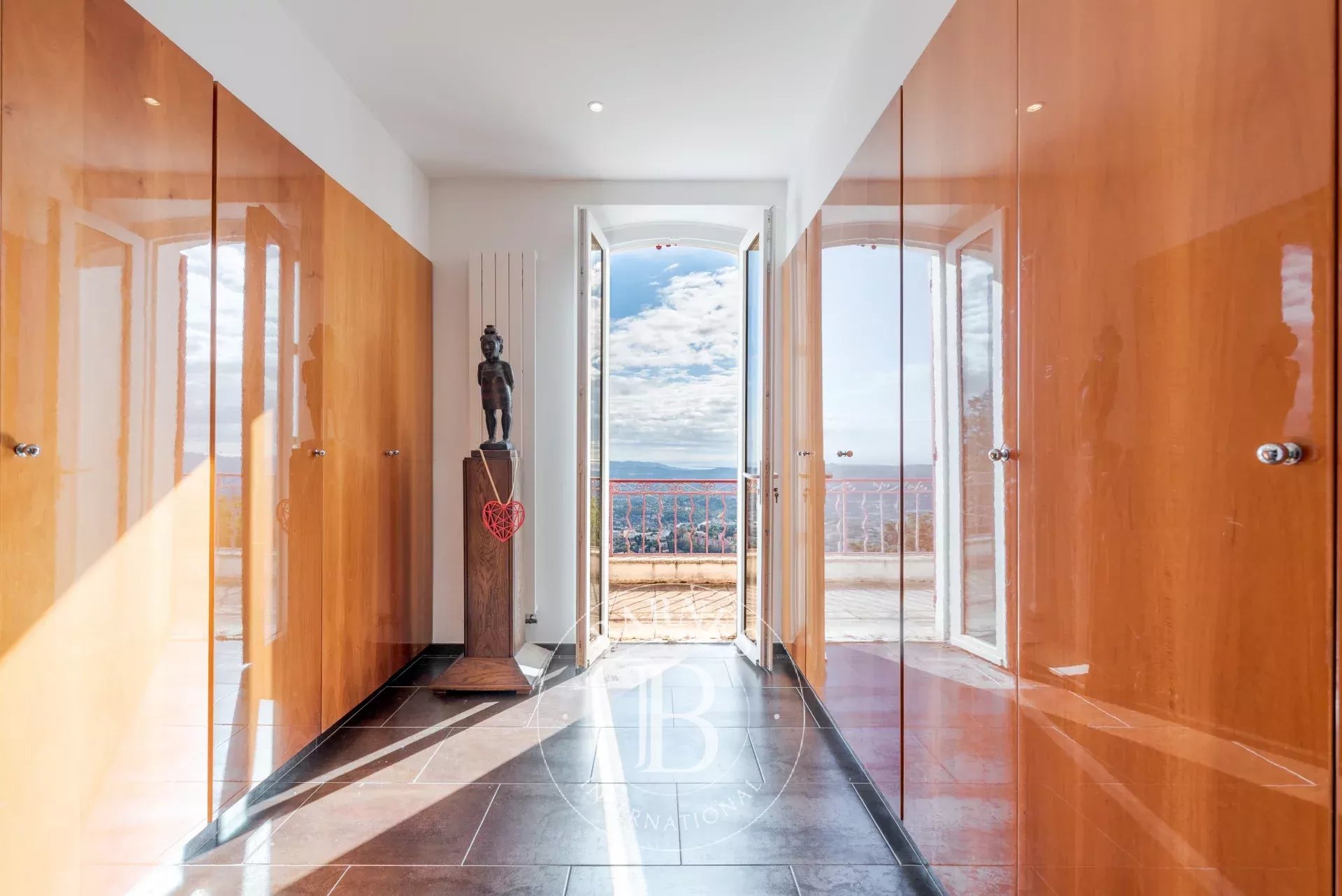Grasse – Exceptionnelle propriété vue panoramique – 5 chambres