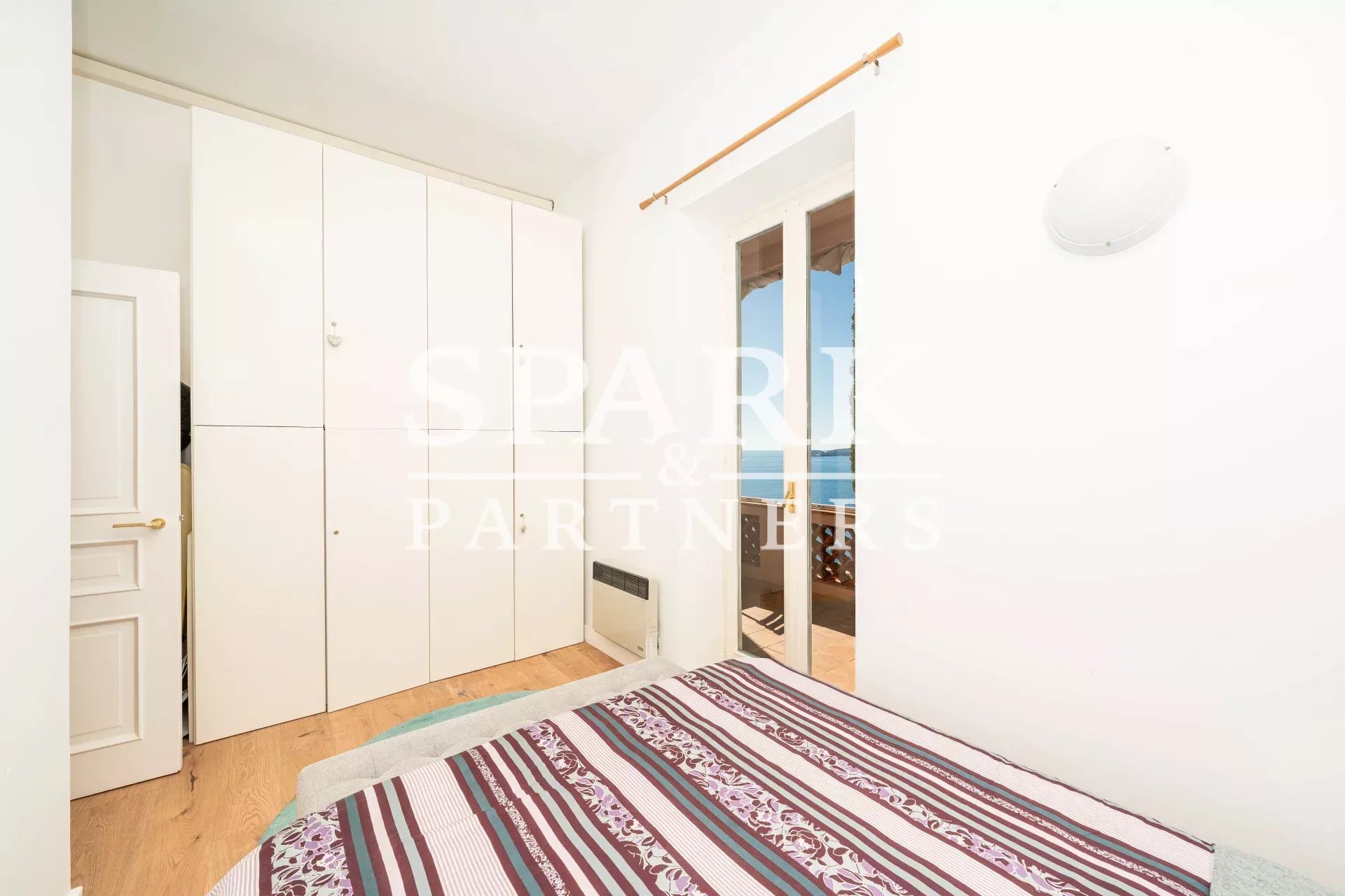 SUBLIME APPARTEMENT 3 PIECES - VUE MER PANORAMIQUE - RÉSIDENCE AVEC PISCINE