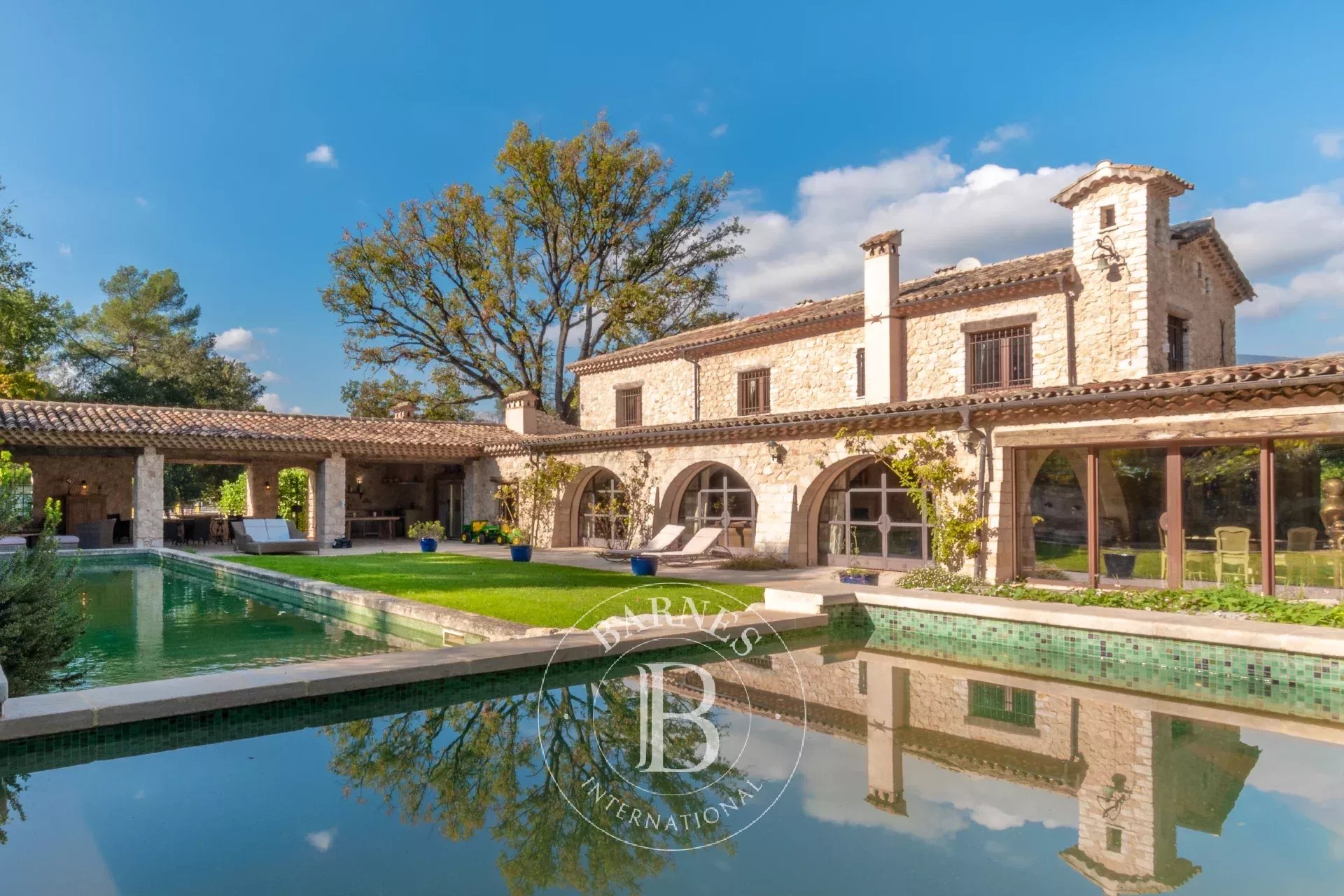 Entre Cannes et Monaco - Unique domaine équestre 23 hectares avec bastide en pierre