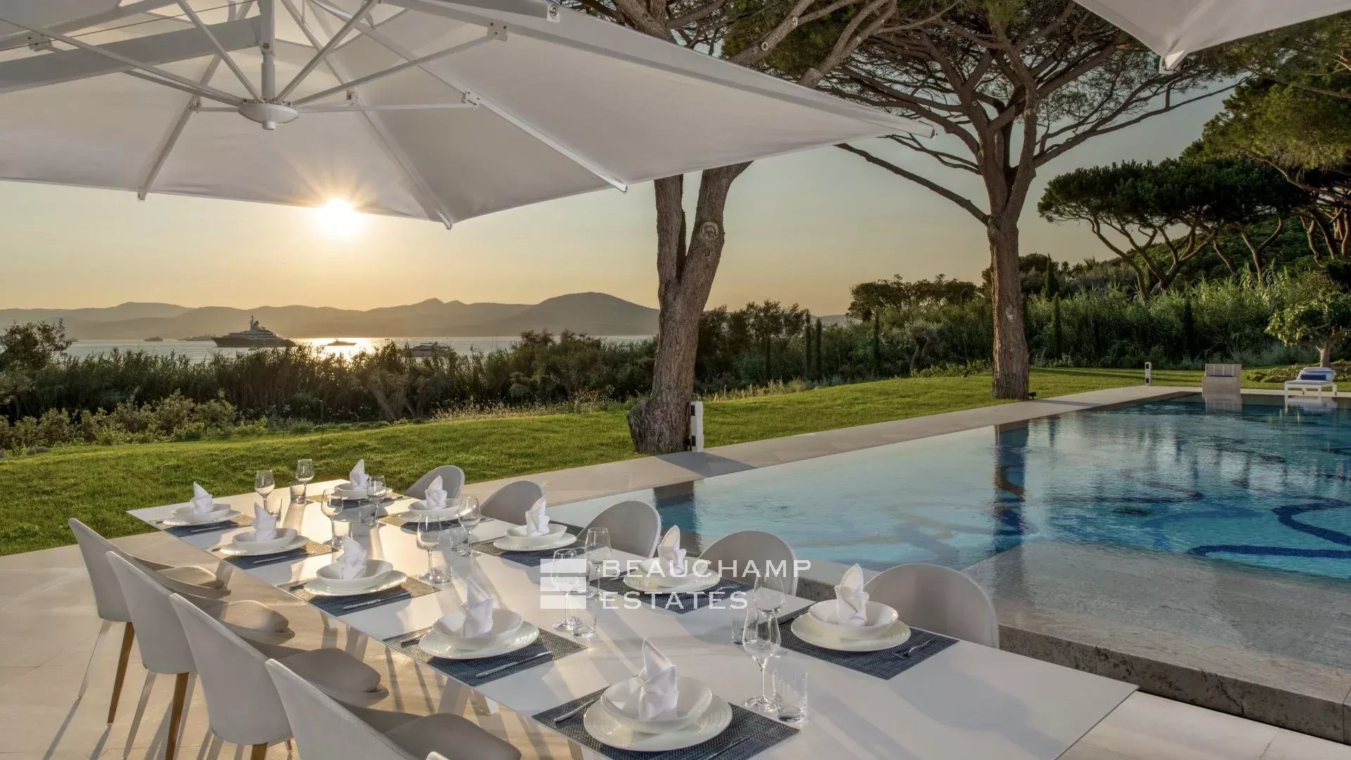 Majestueuse villa à 100 mètres de la plage des Canoubiers à Saint-Tropez
